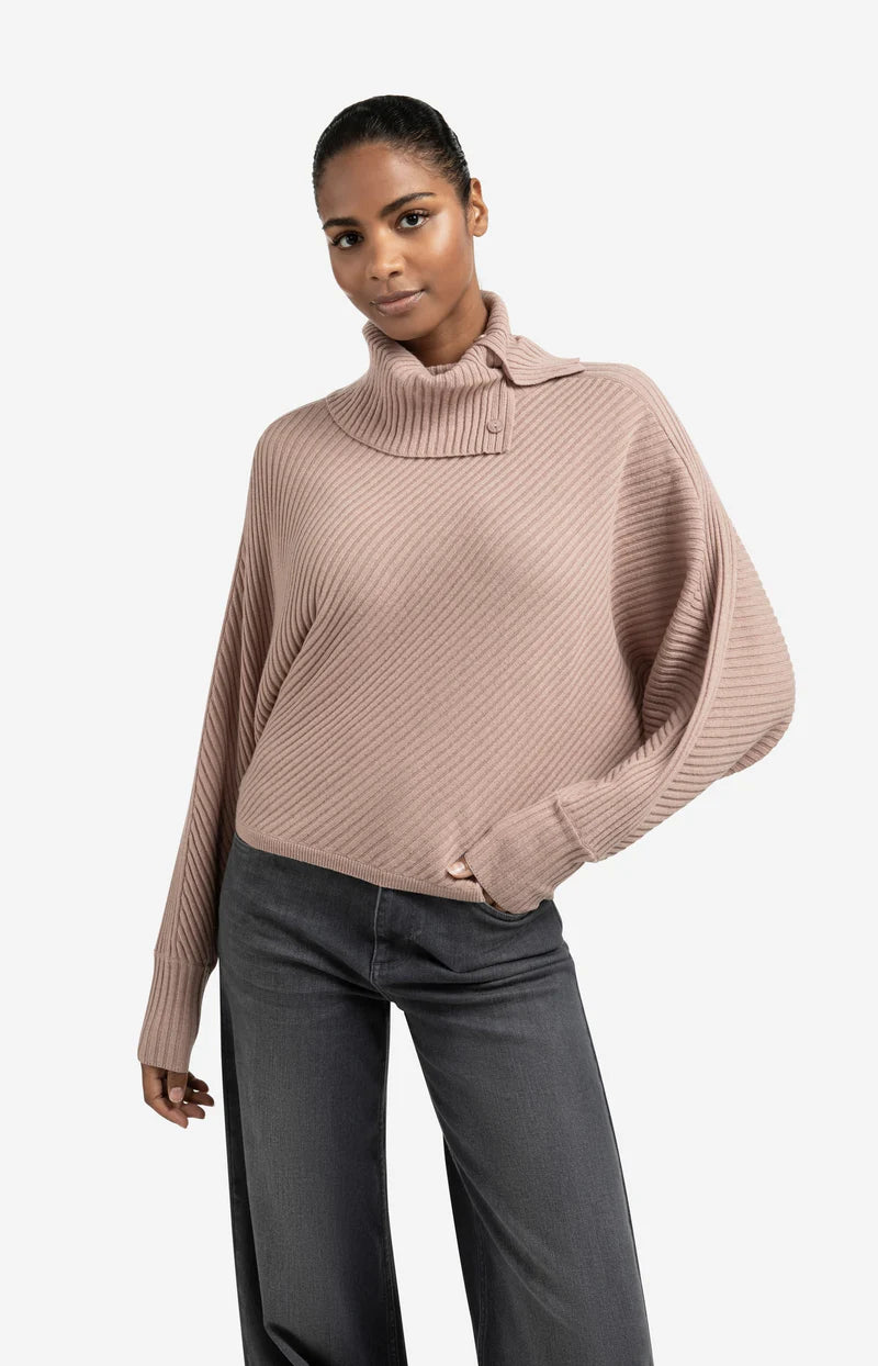 Gerippter Pullover mit Fledermausärmeln und hohem Kragen, YAYA