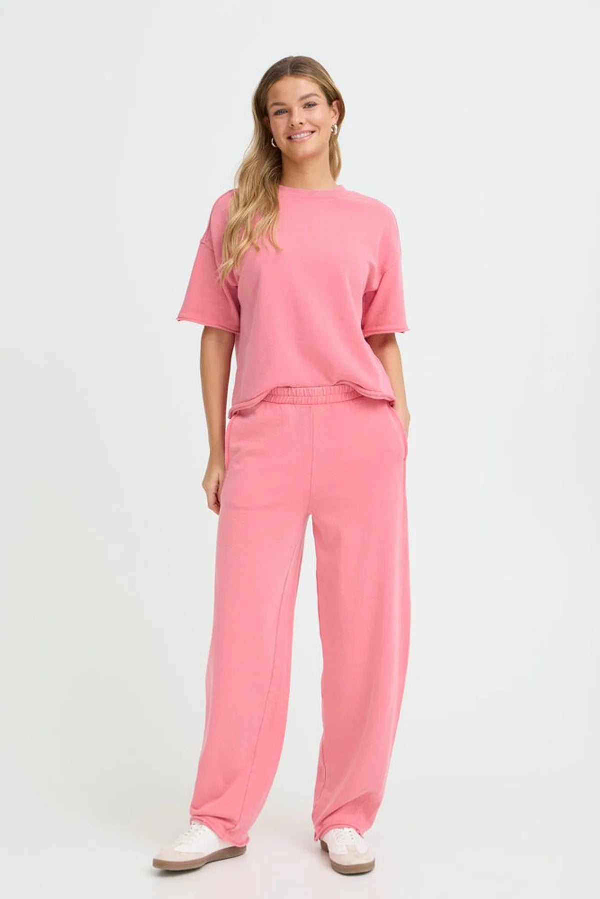 Hose Serafina, Fransa