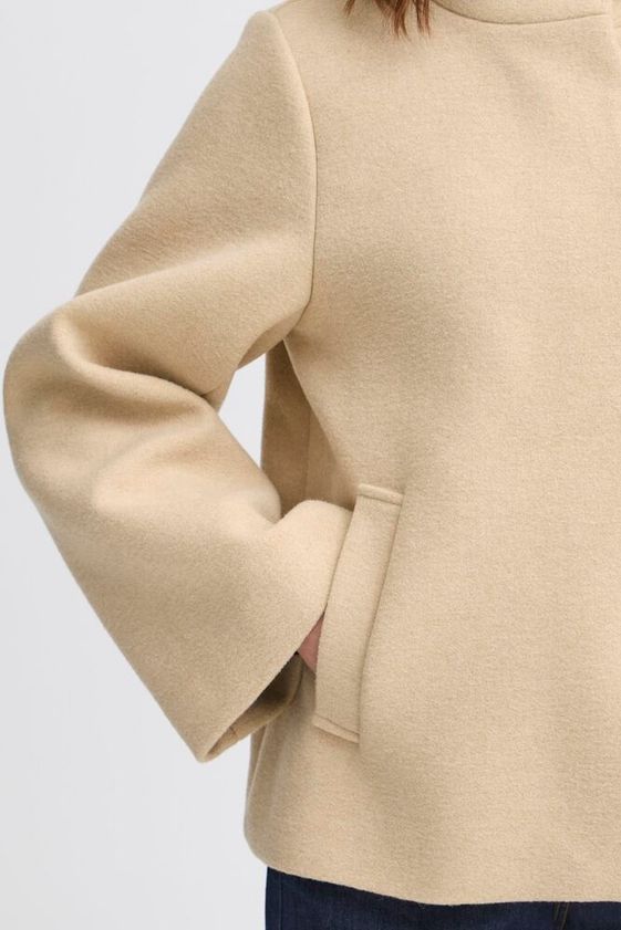 Jacke Charlotte, Fransa