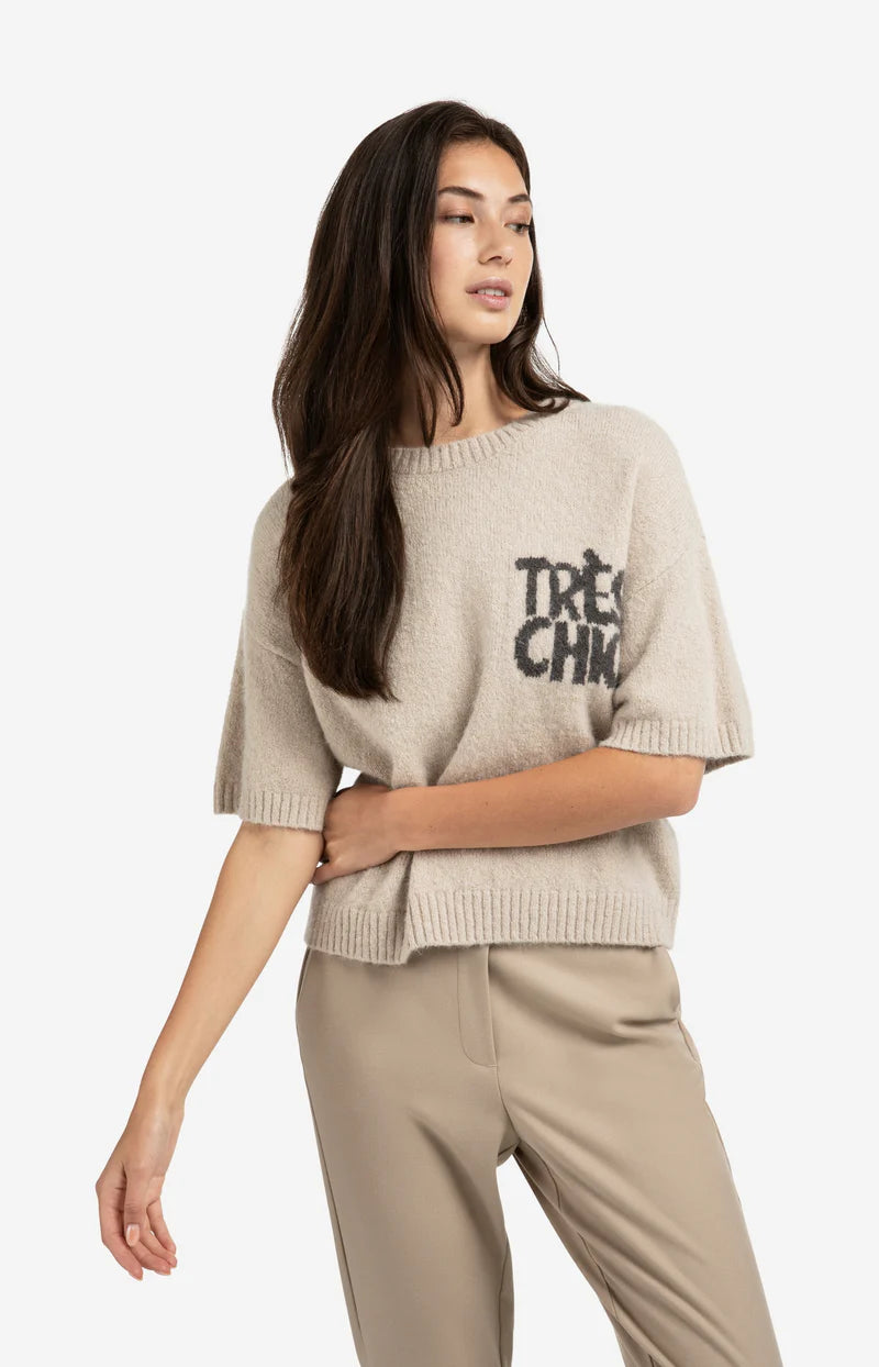 Kurzärmeliger Strickpullover mit Aufschrift; YAYA